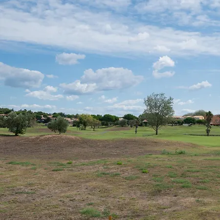 Avec Piscine Partagee *