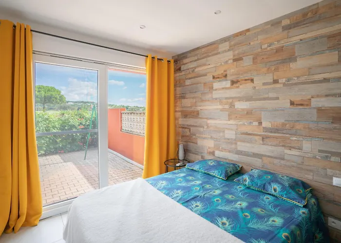 Avec Piscine Partagee *