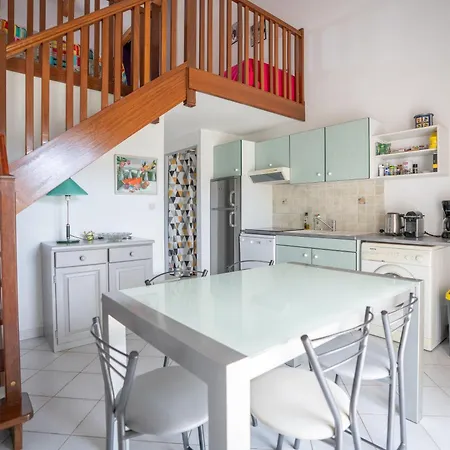Villa Avec Piscine Partagee